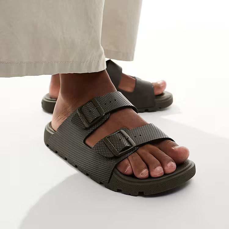 SLIDES & FLIP FLOPS